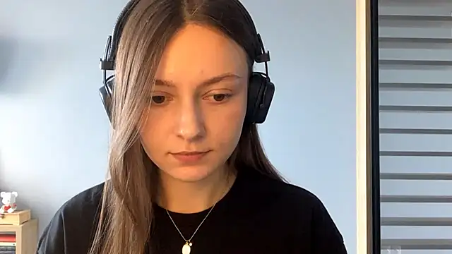 SoulHiperAgne  online show from October 2025 12:11:01 PM