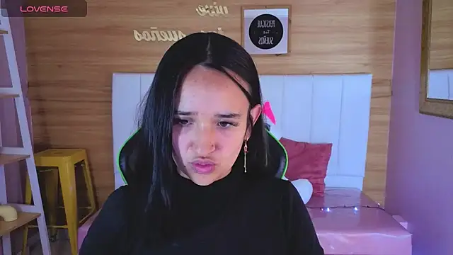 bella vibess s online show from March 2026 12:45:02 PM