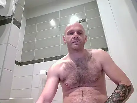 Snapshot of AlphaMax34 chatting on November 2025 03:38:02 AM AlphaMax34 online show from November 2025 03:38:02 AM