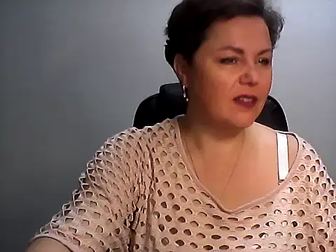 EllaLove2277 online show from October 2025 06:21:01 PM