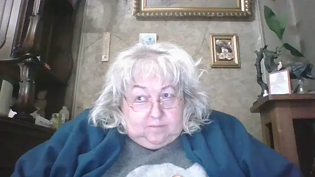 Lala-Love56 online show from October 2025 06:31:01 PM