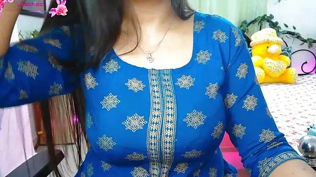 WildDimpi 0 online show from October 2025 06:20:01 PM