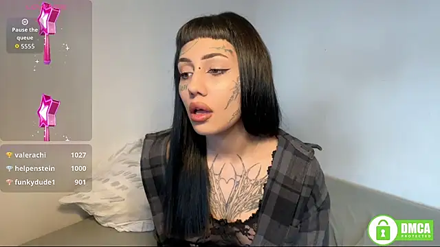 likaclarke online show from September 2025 03:15:02 PM