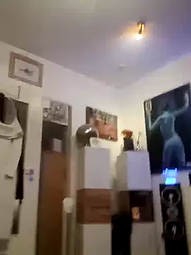 Snapshot of hellgirl1980 chatting on September 2025 09:37:01 PM hellgirl1980 online show from September 2025 09:37:01 PM