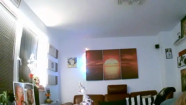 Snapshot of hellgirl1980 chatting on November 2025 11:29:01 PM hellgirl1980 online show from November 2025 11:29:01 PM