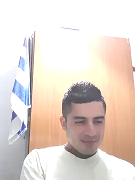 Snapshot of Andr3s69xxx chatting on September 2025 08:53:02 PM Andr3s69xxx online show from September 2025 08:53:02 PM