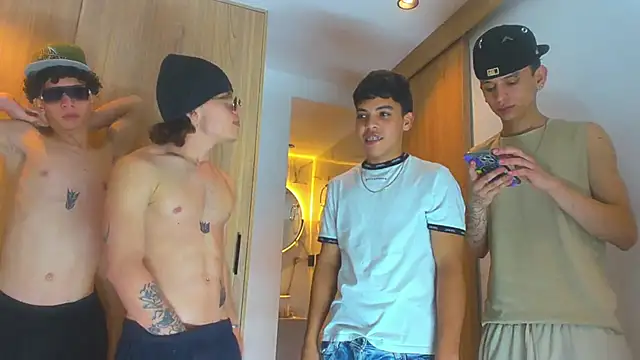 Latin White Boys online show from September 2025 06:15:02 AM