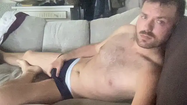 Brughy94 online show from October 2025 04:05:01 PM