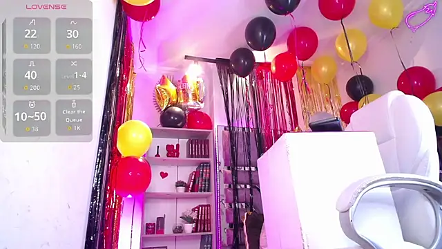 Eva Walker  online show from September 2025 05:20:01 AM