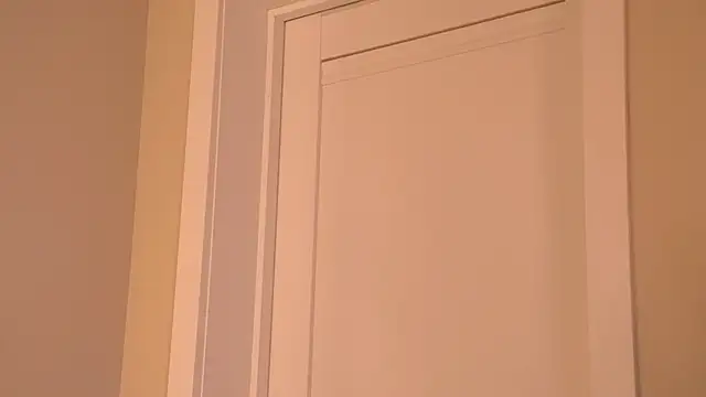 Snapshot of AnnaVelisse chatting on October 2025 07:39:02 AM AnnaVelisse online show from October 2025 07:39:02 AM