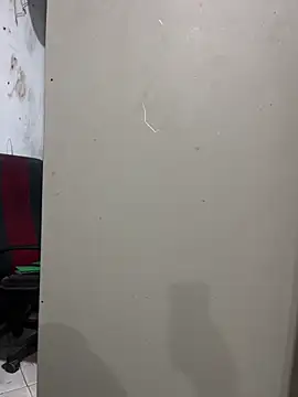 Kari Sl online show from October 2025 06:51:01 PM