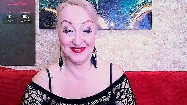 Snapshot of _Sara__Smith_ chatting on April 2026 09:29:02 AM Sara Smith online show from April 2026 09:29:02 AM