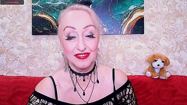 Snapshot of _Sara__Smith_ chatting on June 2026 07:11:02 AM Sara Smith online show from June 2026 07:11:02 AM