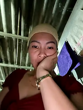 Snapshot of Yumyum_kiw chatting on November 2025 12:13:01 PM Yumyum kiw online show from November 2025 12:13:01 PM