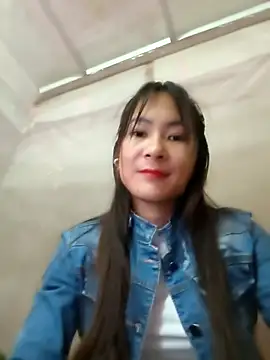 Snapshot of Yumyum_kiw chatting on November 2025 12:43:02 AM Yumyum kiw online show from November 2025 12:43:02 AM