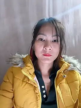 Snapshot of Yumyum_kiw chatting on November 2025 02:38:01 PM Yumyum kiw online show from November 2025 02:38:01 PM