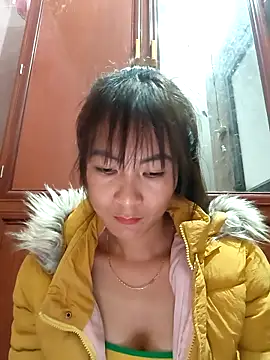 Yumyum kiw online show from December 2025 03:01:02 AM