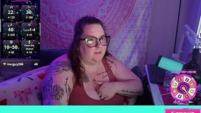 brookenicole3003 online show from May 2026 12:56:02 PM
