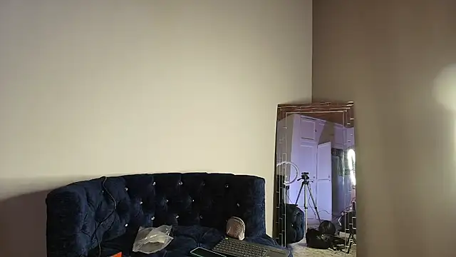 Snapshot of Electra_Gosselin chatting on November 2025 03:29:02 AM Electra Gosselin online show from November 2025 03:29:02 AM