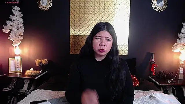 kinky momm online show from October 2025 01:06:02 PM