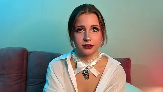 LoveSeekins online show from October 2025 07:23:01 PM