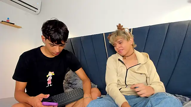 maicol cum23 online show from November 2025 04:18:01 PM