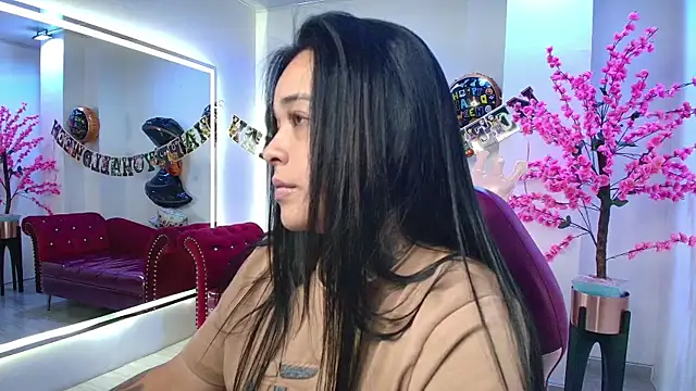 Black roseee online show from October 2025 03:43:02 AM