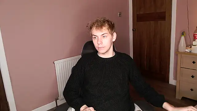 Snapshot of scottishtwink01 chatting on September 2025 01:24:02 PM scottishtwink01 online show from September 2025 01:24:02 PM