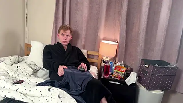 scottishtwink01 online show from November 2025 11:49:02 PM