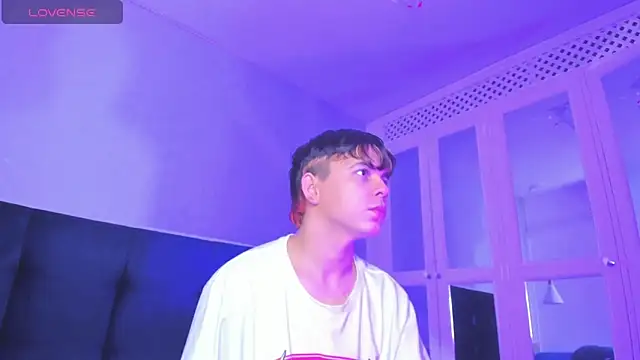 Snapshot of Andree_Kamado chatting on October 2025 11:52:02 AM Andree Kamado online show from October 2025 11:52:02 AM