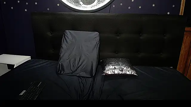 Snapshot of Fairy_marie12 chatting on October 2025 03:58:02 AM Fairy marie12 online show from October 2025 03:58:02 AM