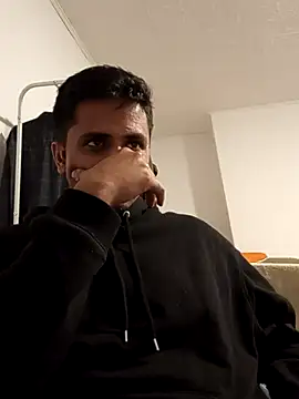 Snapshot of eyepach96 chatting on September 2025 09:41:02 PM eyepach96 online show from September 2025 09:41:02 PM