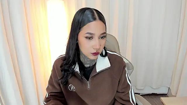 Anaya olyx online show from October 2025 05:05:02 AM