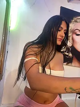 Snapshot of juliana1920 chatting on September 2025 09:41:02 PM juliana1920 online show from September 2025 09:41:02 PM