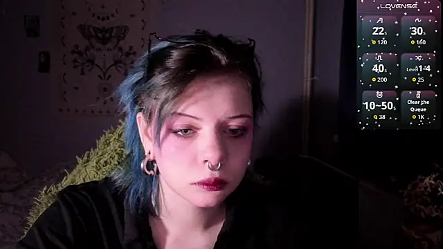 Snapshot of Alice_Zev chatting on November 2025 09:27:01 PM Alice Zev online show from November 2025 09:27:01 PM