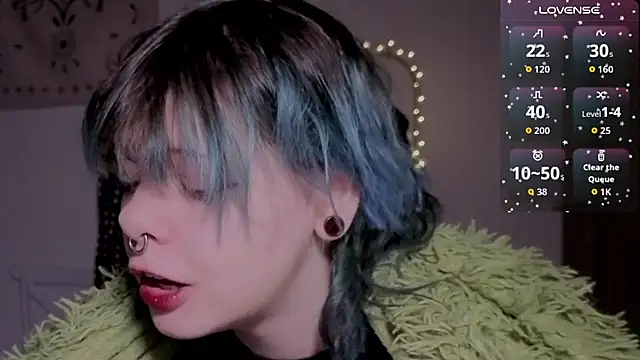 Snapshot of Alice_Zev chatting on December 2025 01:40:02 PM Alice Zev online show from December 2025 01:40:02 PM