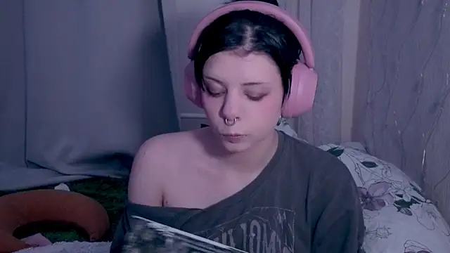 Snapshot of Alice_Zev chatting on March 2026 12:49:02 AM Alice Zev online show from March 2026 12:49:02 AM