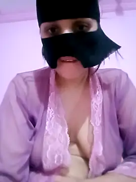 ayamohamedAbozeed online show from October 2025 02:28:01 PM