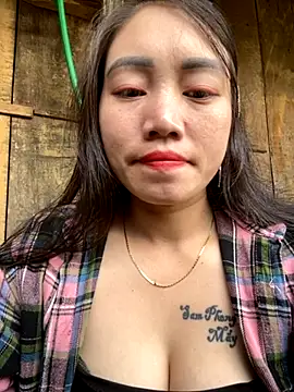 Snapshot of chipp-bong chatting on October 2025 12:34:01 AM chipp-bong online show from October 2025 12:34:01 AM