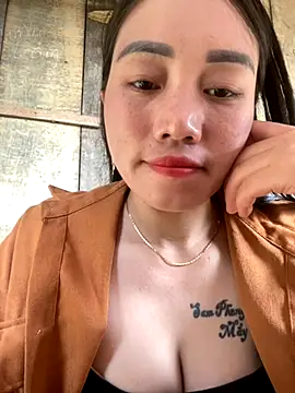 Snapshot of chipp-bong chatting on November 2025 12:54:01 AM chipp-bong online show from November 2025 12:54:01 AM