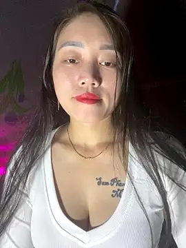 Snapshot of chipp-bong chatting on November 2025 01:06:02 AM chipp-bong online show from November 2025 01:06:02 AM