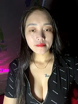 Snapshot of chipp-bong chatting on November 2025 12:53:01 AM chipp-bong online show from November 2025 12:53:01 AM