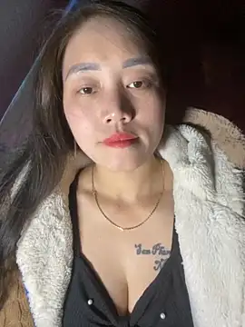 Snapshot of chipp-bong chatting on December 2025 01:22:02 AM chipp-bong online show from December 2025 01:22:02 AM