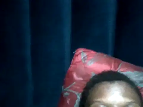 Snapshot of zwizwih chatting on September 2025 04:39:02 PM zwizwih online show from September 2025 04:39:02 PM