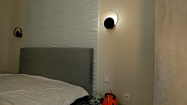 yanyaan online show from November 2025 03:15:01 AM