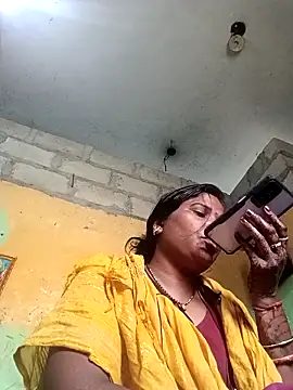 SweetKomal89 online show from October 2025 07:32:01 AM