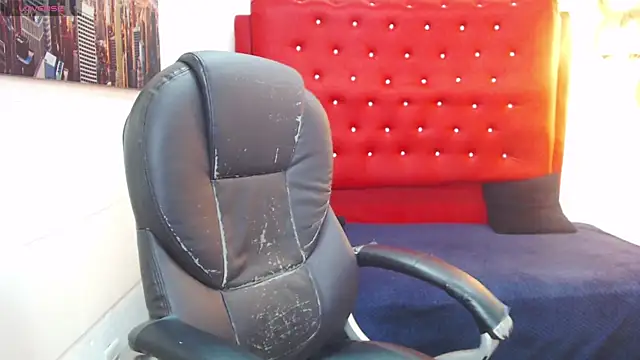 titanxero online show from November 2025 12:06:01 PM