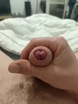 Treport84 online show from February 2026 05:39:02 PM