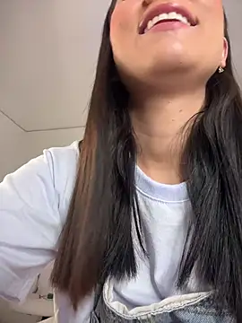 Snapshot of NatySpiice1 chatting on October 2025 10:40:02 PM NatySpiice1 online show from October 2025 10:40:02 PM