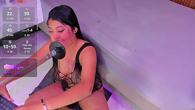 Snapshot of mysticlatina1 chatting on November 2025 12:03:01 PM mysticlatina1 online show from November 2025 12:03:01 PM